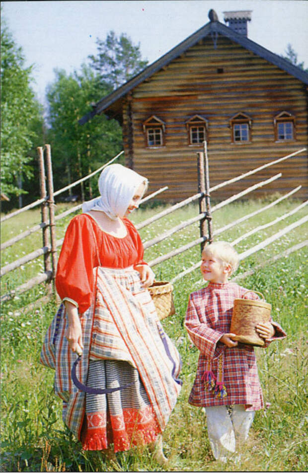 Женщина — хранительница Рода