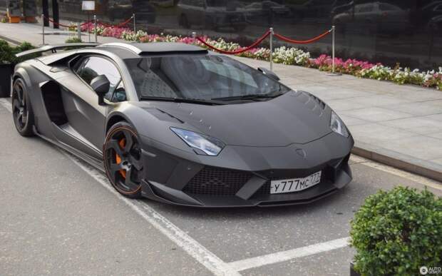 Суперкар Lamborghini Aventador Carbonado от Mansory сгорел в Праге