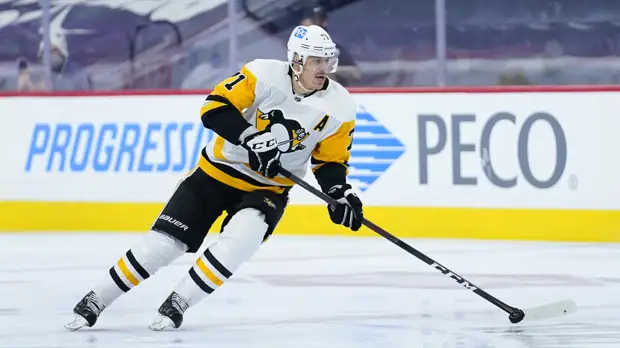 СМИ: Малкин пропустит старт сезона НХЛ из-за травмы колена