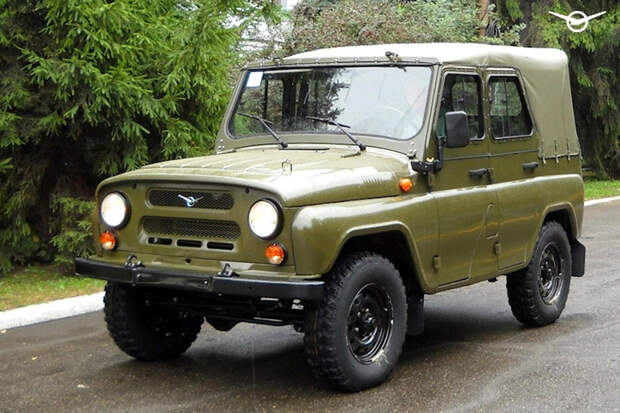 На продажу выставили партию расконсервированных внедорожников УАЗ 1985 года