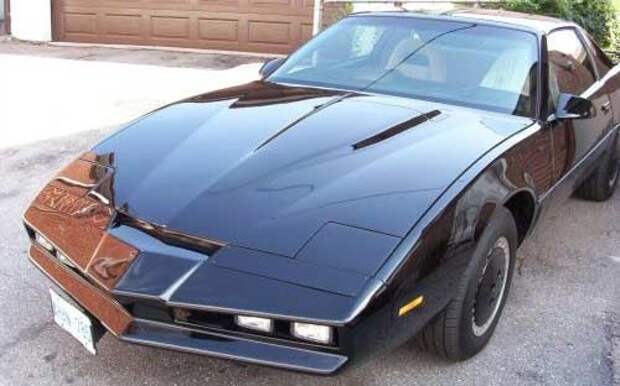 KITT - интеллектуальная машина из популярного в 80-х фантастического сериала «Knight Rider». Созданный на базе Pontiac Firebird Trans Am, этот <br> автомобиль способен развивать скорость до 300 миль в час, перелетать препятствия, а также противостоять всем современным видам оружия. Кроме того, <br> интеллект позволял KITT петросянить и общаться с жалкими людишками. Кстати, в 2008 году вышел обновленный сериал, где в роли KITT выступил Ford <br> Mustang Shelby GT500KR мощностью 540 «лошадей». Достойный продолжатель дела предка :) KITT - интеллектуальная машина из популярного в 80-х фантастического сериала «Knight Rider». Созданный на базе Pontiac Firebird Trans Am, этот <br> автомобиль способен развивать скорость до 300 миль в час, перелетать препятствия, а также противостоять всем современным видам оружия. Кроме того, <br> интеллект позволял KITT петросянить и общаться с жалкими людишками. Кстати, в 2008 году вышел обновленный сериал, где в роли KITT выступил Ford <br> Mustang Shelby GT500KR мощностью 540 «лошадей». Достойный продолжатель дела предка :)