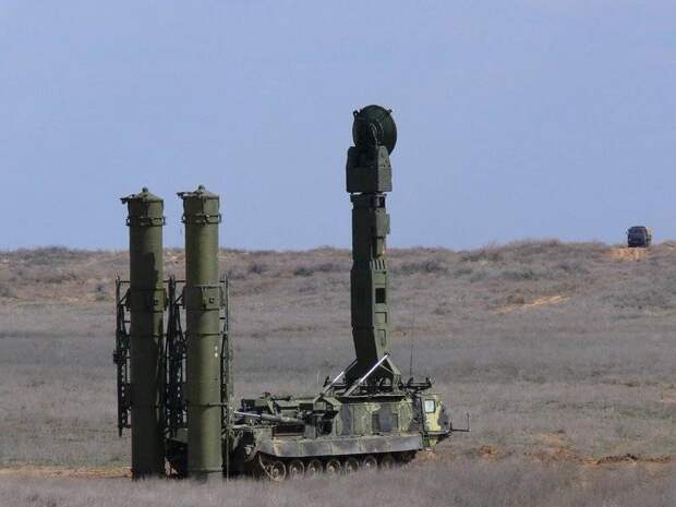 Бригадный комплект С-300В4 поступит на вооружение Сухопутных войск