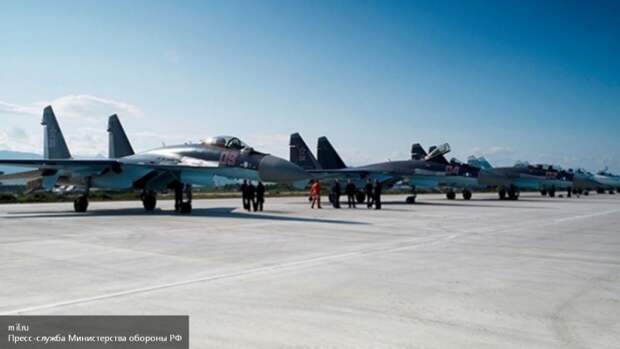Минобороны РФ объяснило маневр Су-27 реакцией на крадущегося разведчика США