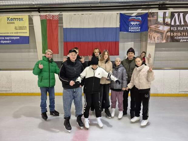 Выпускники смоленских детских домов начали осваивать взрослую жизнь