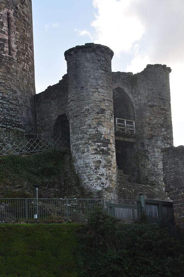 Замок Конви – королевский замок из «железного кольца» Эдуарда I.