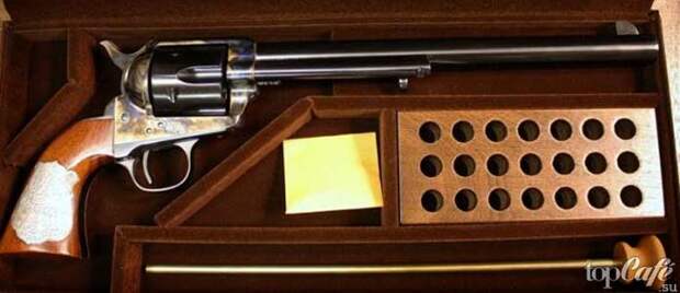 Револьвер Кольт 45 Уайтта Эрпа: один из примеров самого дорогого стрелкового оружия