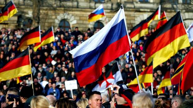 Contra Magazin: немцы больше не считают США достойнее России