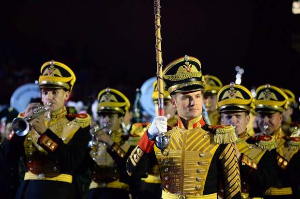 Центральный военный оркестр выступит на Манежной площади Москвы