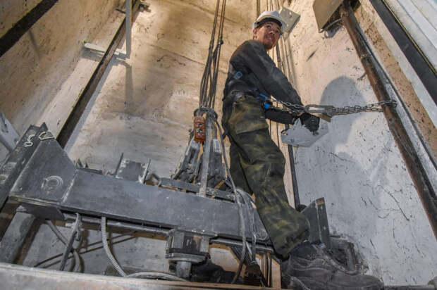 Где в Симферополе появился первый лифт