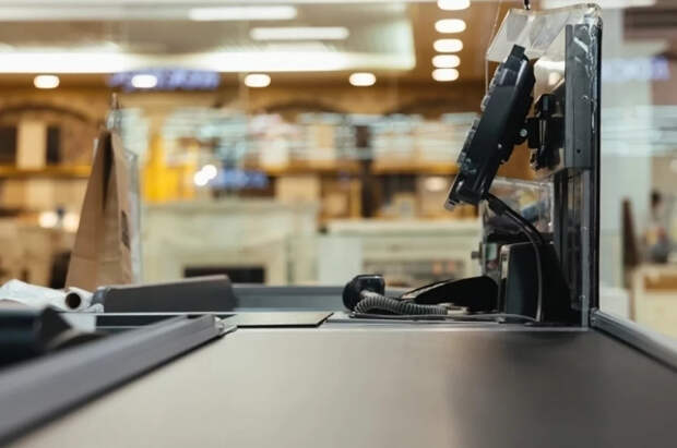 Продавца в Британии уволили за попытку остановить вора с пасхальными яйцами