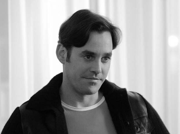 Актер из «Баффи — истребительницы вампиров» Брендон умер в возрасте 54 лет
