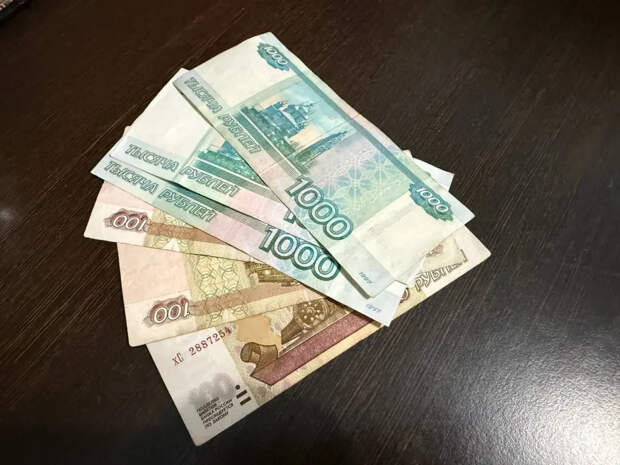 Доходность вкладов падает каждый день: эксперт назвал цифры, которые ждут россиян к концу года