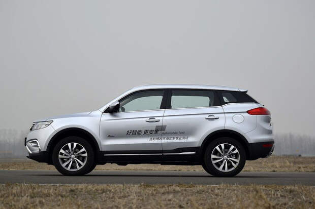 Компания Geely привозит в Россию компактный кроссовер Atlas