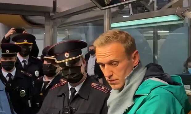 И вновь в кругу знакомых - ну здравствуй, Родина!