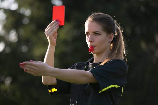 Всё, конец! Всё, конец! арбитр, арбитры, глаз не оторвать, спортивные судьи, судьи, судья, футбол