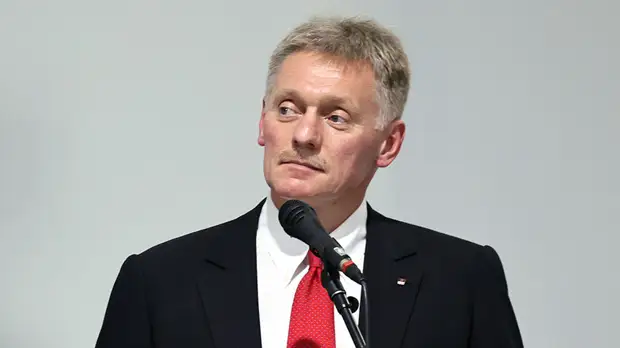 «Борьба за деньги и влияние»: почему во Франции призвали ЕС не признавать российскую и китайскую вакцины против COVID-19