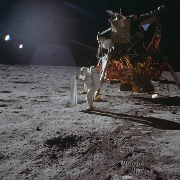 5 самых популярных мифов о первой высадке человека на Луну (13 фото + 2 видео)