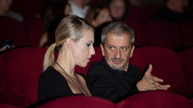 Вика Цыганова раскритиковала назначение Константина Богомолова ректором Школы‑студии МХАТ: «Худшей кандидатуры не придумаешь»