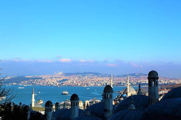 Россияне стали лидерами по количеству туристов посетивших Стамбул в апреле