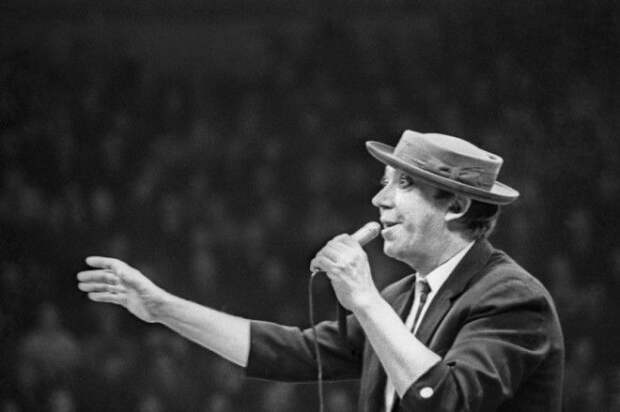 Юрий Никулин - это человек, чье имя навсегда неразрывно связано с советским кинематографом и цирком. Юрий Никулин это человек чье имя навсегда неразрывно связано с советским кинематографом и цирком