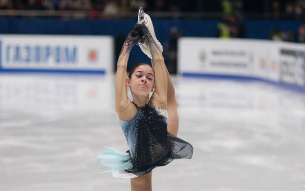 Опять травма у Тутберидзе — теперь выбыла Петросян! Золото Гран-при в Перми разыграют Туктамышева с Муравьевой
