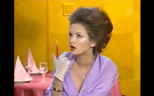 Паулина Андреева показала свою старую пародию на Тину Канделаки