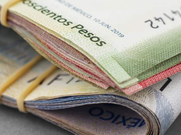 В Кузбассе сотрудница банка не дала мошенникам обмануть пенсионерку