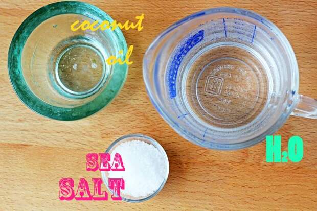 3-How to Get Beach Hair - Salt Spray