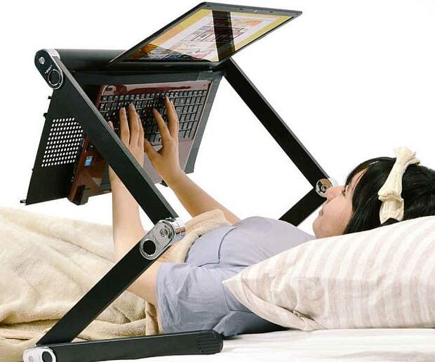 sleeping-desk-station-gadgets-for-lazy-people