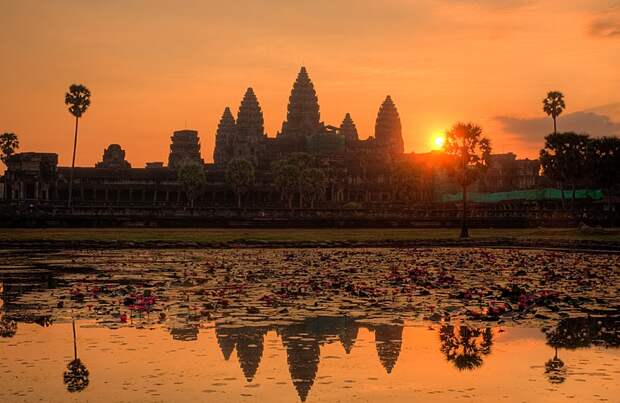закаты. Камбоджа. Ангкор. Храм Пном Бакхенг