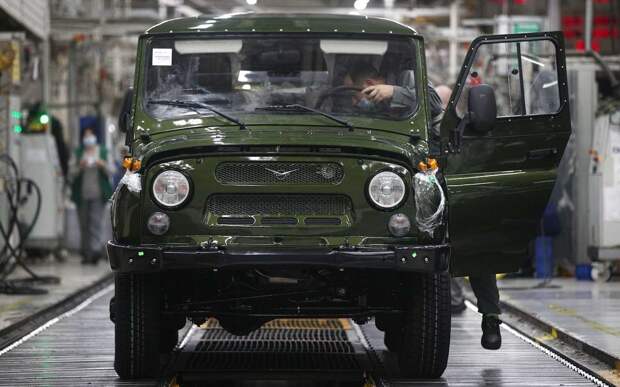 Продажи УАЗ рухнули почти на треть: какие модели потеряли больше всего покупателей