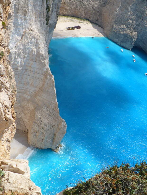 Бухта Навайо (Navagio Beach). Остров Закинф, Греция