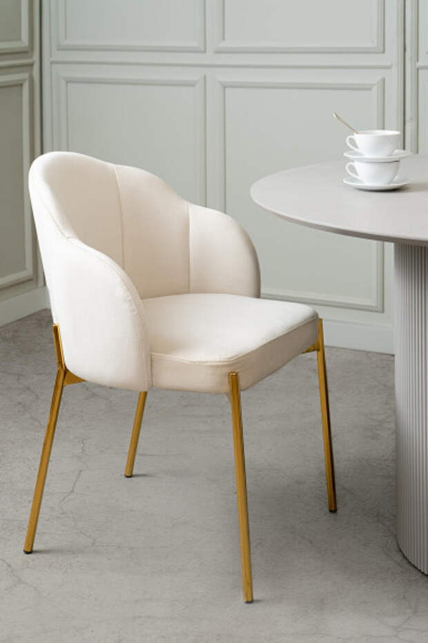 Стул Shelly, Bergenson Bjorn, 12 900 руб. (Designboom)