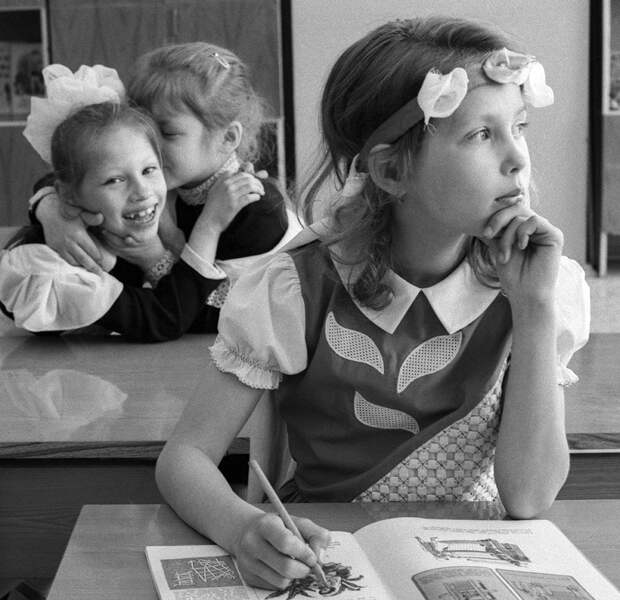 5 вещей, которые были запрещены в советской школе