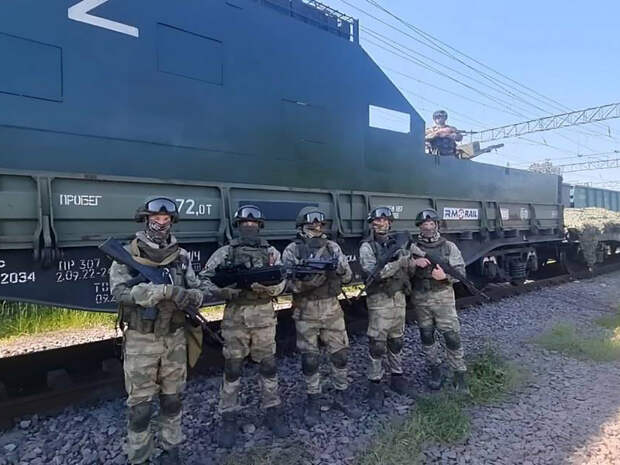 СМИ: ВСУ закупили 700 комплектов формы ВС РФ для провокаций