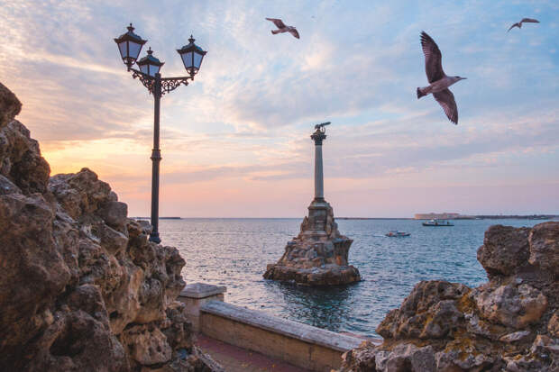 Силы ПВО сбили на подлете к Севастополю 27 дронов