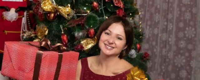 Анна Банщикова показала стройную фигуру в купальнике