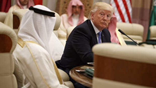 Дональд Трамп на саммите Совета сотрудничества арабских государств Персидского залива в Эр-Рияде. 21 мая 2017 Дональд Трамп на саммите Совета сотрудничества арабских государств Персидского залива в Эр-Рияде. 21 мая 2017