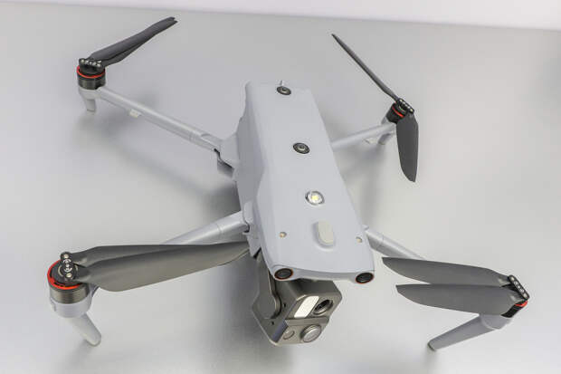 В Старом Осколе двое погибли при ударе БПЛА по частному дому