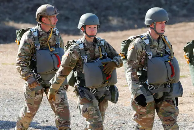 «Будут продолжать милитаризацию региона»: какова цель учений США и Японии Yama Sakura 79