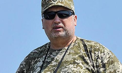 Турчинов призвал Украину готовиться к войне с Россией 