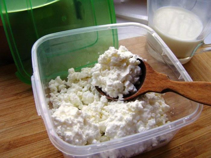 Чревато взрывами и порчей: 10 продуктов, которые нельзя греть и готовить в микроволновке