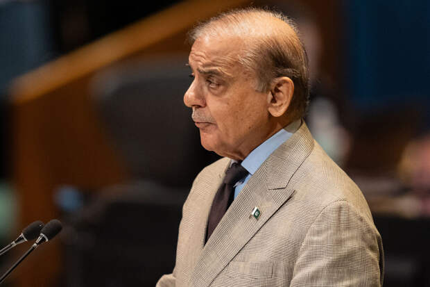 Премьер Пакистана Шариф просит Трампа продлить Ирану срок соглашения на 14 дней