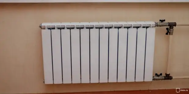 В доме на Коптевской слишком сильно греют батареи