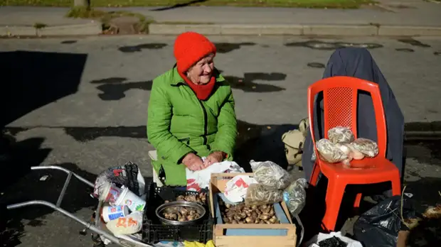 Роскачество напомнило об опасности покупок в несанкционированных точках продаж