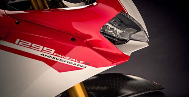 Компания Ducati представила юбилейный байк 1299 Panigale S Anniversario