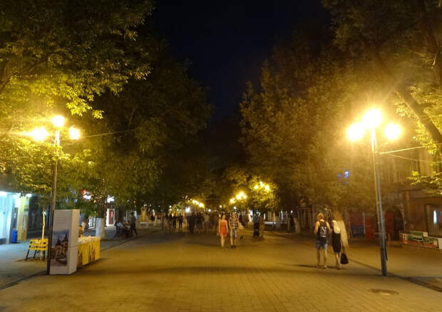 Вечерний проспект Кирова, Саратов