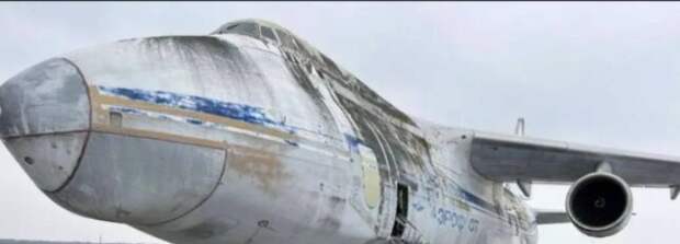 Этот конкретный тяжелый транспортный самолет Ан-124 «Руслан» находился на авиабазе Сеща в течение 24 лет, подвергаясь воздействию стихии на открытом хранении. (Источник изображения: российские соцсети). Взято в World defense news. 