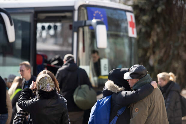 В ХСС призвали украинцев работать в Германии или возвращаться домой