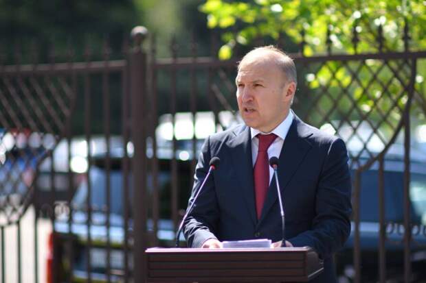 Мурат Кумпилов принял участие в открытии памятника судьям – участникам Великой Отечественной войны